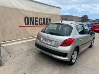 PEUGEOT 207 XS