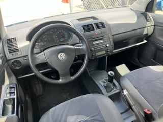VOLKSWAGEN POLO HIGHLINE