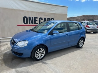 VOLKSWAGEN POLO HIGHLINE