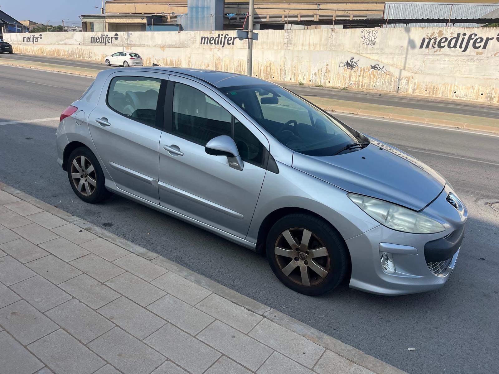 PEUGEOT 308 1.6 HDI SPORT