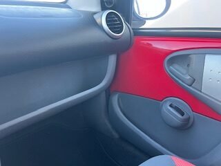 PEUGEOT 107 URBAN MOVE 1.0