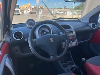 PEUGEOT 107 URBAN MOVE 1.0
