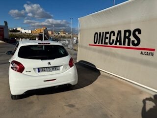 PEUGEOT 208 1.6 e HDI Active 92cv