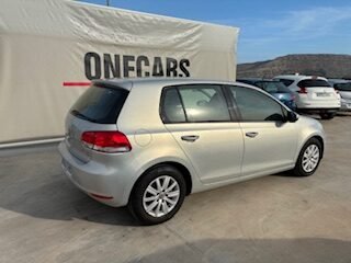 VOLKSWAGEN GOLF 1.6 ADVANCE