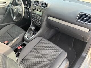 VOLKSWAGEN GOLF 1.6 ADVANCE