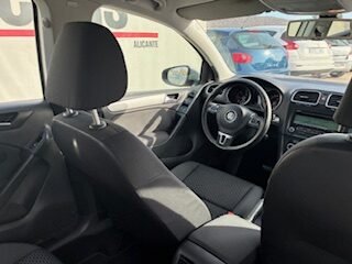 VOLKSWAGEN GOLF 1.6 ADVANCE