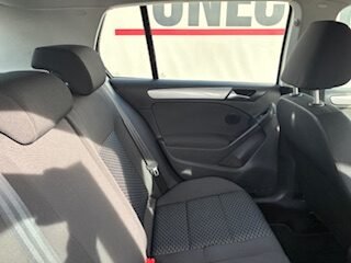 VOLKSWAGEN GOLF 1.6 ADVANCE