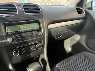 VOLKSWAGEN GOLF 1.6 ADVANCE