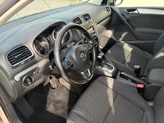 VOLKSWAGEN GOLF 1.6 ADVANCE