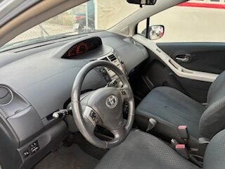 TOYOTA YARIS D4D SOL