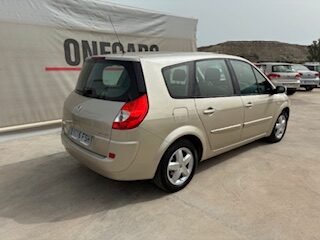 RENAULT GRAN SCENIC 1.6 ADVANCE