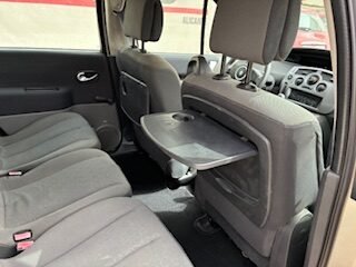 RENAULT GRAN SCENIC 1.6 ADVANCE