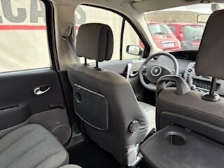 RENAULT GRAN SCENIC 1.6 ADVANCE
