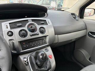 RENAULT GRAN SCENIC 1.6 ADVANCE
