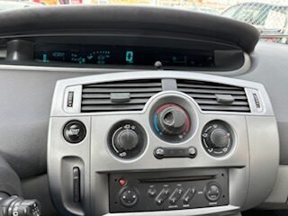 RENAULT GRAN SCENIC 1.6 ADVANCE