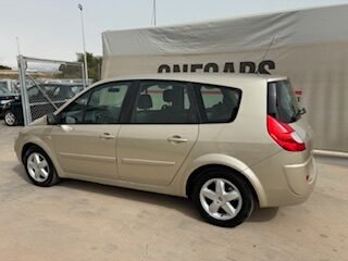 RENAULT GRAN SCENIC 1.6 ADVANCE
