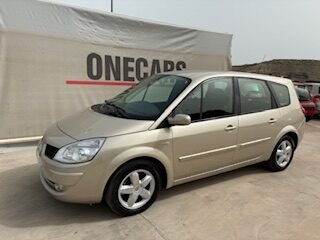 RENAULT GRAN SCENIC 1.6 ADVANCE