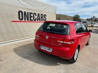 VOLKSWAGEN GOLF 1.6 TDI ADVANCE 105
