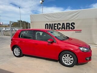 VOLKSWAGEN GOLF 1.6 TDI ADVANCE 105