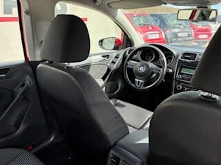 VOLKSWAGEN GOLF 1.6 TDI ADVANCE 105