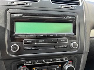 VOLKSWAGEN GOLF 1.6 TDI ADVANCE 105