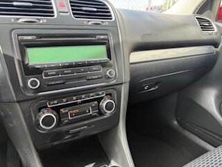 VOLKSWAGEN GOLF 1.6 TDI ADVANCE 105