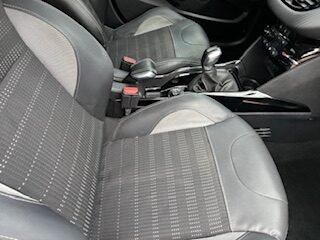 PEUGEOT 2008 E-HDI ALLURE