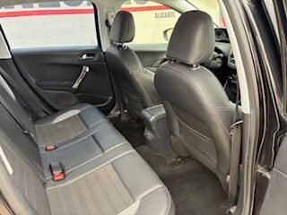 PEUGEOT 2008 E-HDI ALLURE