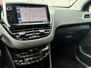 PEUGEOT 2008 E-HDI ALLURE