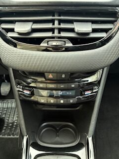 PEUGEOT 2008 E-HDI ALLURE