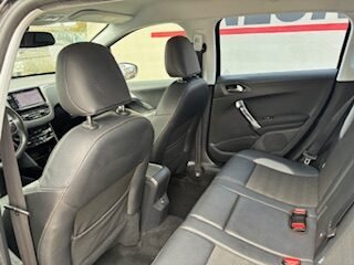 PEUGEOT 2008 E-HDI ALLURE