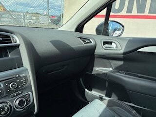 CITROEN C4 1.6 EXCLUSIVE 