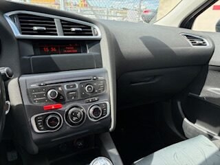 CITROEN C4 1.6 EXCLUSIVE 