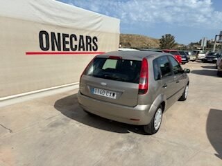 FORD FIESTA GUIA