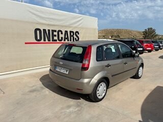 FORD FIESTA GUIA
