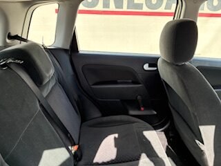 FORD FIESTA GUIA