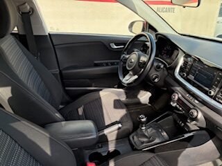 KIA STONIC 1.2 DRIVE