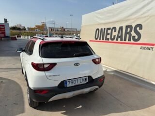 KIA STONIC 1.2 DRIVE