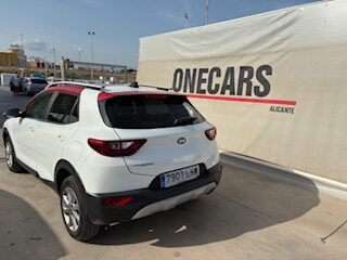 KIA STONIC 1.2 DRIVE
