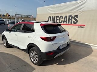 KIA STONIC 1.2 DRIVE