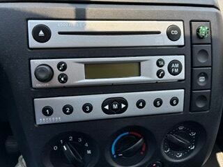 FORD FIESTA 1.4 GUIA