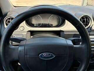 FORD FIESTA 1.4 GUIA