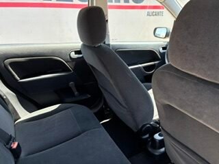 FORD FIESTA 1.4 GUIA