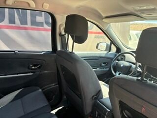 RENAULT GRAN SCENIC DINAMIC 7 P