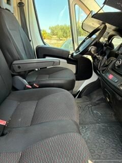 PEUGEOT BOXER 335 L2 H 2 HDI 130